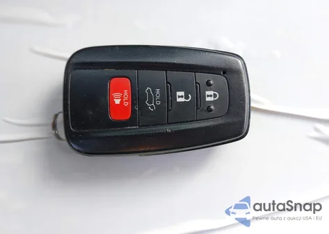 2025 Toyota Rav4 Xle z USA, uszkodzony, nr VIN 2T3W1RFV0SW382785